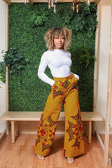 Cheta Women's African Print Wide leg pants.